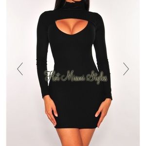 Black key hole sweater dress. NWOT